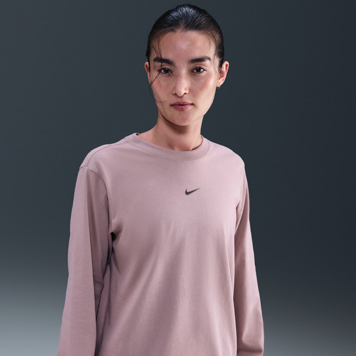 NIKE公式】 グレー トップス & Tシャツ【ナイキ公式通販】